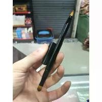ราคา [จัดส่งทันที] Lip Brush Beauty Tool พู่กันทาปาก ฝาออโต้ (1731969998855505371)