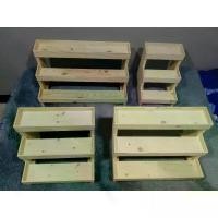 ราคา CODชั้นวางของ ชั้นวางไม้สน ชั้นวางของอเนกประสงค์ ชั้นวางของแบบมีที่กั้น ชั้นวาง 3 ชั้น ชั้นวางของแบบขั้นบันได ชั้นวางของไม้สนนอก ชั้นวางโชว์สินค้า (ขนาด 20 - 50 cm) สินค้ามีหลายข (1731869516615288289)