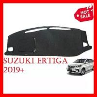 ราคา [Tiktok] พรมปูคอนโซลหน้ารถ พรมหน้ารถ พรม ซูซุกิ เอติกา เอติก้า Suzuki Ertiga 2019 2020 2023 2024 ใส่ร่วมกันได้ พรมปูคอนโซลหน้ารถ ซูซูกิ เออติก้า 2019 Suzuki New Ertiga พรมปูคอนโซ (1731891346667046117)