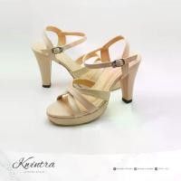 ราคา [COD] KWINTRA 4 รองเท้าส้นสูง เสริมหน้า 4นิ้ว สีครีม และ สีดำ รองเท้างานแต่งงาน รองเท้าออกงาน (1732052254381082192)