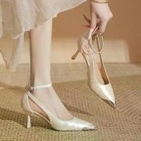 ราคา รองเท้าส้นสูง Stiletto หัวแหลมสไตล์จีนใหม่ สำหรับผู้หญิง สไตล์ประจำชาติ ทำจากผ้าซาติน อเนกประสงค์ รองเท้าแตะปิดนิ้วเท้า รองเท้า truffle footwear zhoelala รองเท้า รองเท้า fitflop labotte รองเท้า (17319
