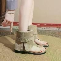 ราคา รองเท้าแตะ nubuck แบบหนีบ สไตล์วินเทจ สำหรับผู้หญิง หน้าร้อน สีออฟไวท์ หัวเข็มขัดทรงสูง สไตล์โรมัน รองเท้าส้นเตี้ยเปิดนิ้วเท้า (1732137893521294489)