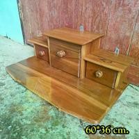 ราคา CR.W หิ้งพระไม้สักทอง หิ้งพระติดผนัง - หิ้งวางไอ่ไข่ สไตล์โมเดิร์น ขนาด 60*36 ซม.แบบ 3 ลิ้นชัก สีย้อม (ไม้สัก) แขวน แขวน (1731087827434965191)