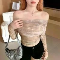 ราคา เสื้อยืด ปาดไหล่ จับย้อมจีบ สำหรับผู้หญิง ฤดูร้อน สไตล์ใหม่ เสื้อฐานป้องกันแสงแดด พิมพ์ลายตาข่ายสาวฮอต อินเทรนด์ เสื้อ โชว์ หลัง สาวอวบ เสื้อ สไตล์ ซาวา โกะ สเวตเตอร์ ปาด (1731231563931485658)