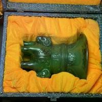 ราคา แจกันหูช้างหยกขัดแม่น้ำ, ของสะสมเก่าโบราณ, หยกธรรมชาติสีเขียวทองแดงหนา, เหมาะสำหรับแจกันหยกที่สมบูรณ์แบบ, พร้อมกล่อง, เครื่องประดับ (1732138401506297676)