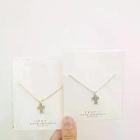 ราคา สร้อยคอ สร้อยเงิน สร้อย เครื่องประดับ แฟชั่น ไม้กางเขน สีทองและสีเงิน Moness (1732271098529810289)