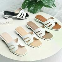 ราคา รองเท้าแฟชั่นแบรนด์ ARUN รุ่น AR2033 สไตล์หรู พื้นนิ่ม หนังนิ่ม สินค้าดี แตะ สวยๆ โคตร นุ่ม แบบ สวม เชือก ถัก ยอดฮิต เจ๊ เมขา ยรอง เท้า ลาวา สีเขียว croc เเตะ เเละ รองเท้า (1731869353908864606)