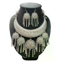 ราคา Accessories สร้อยคอแฟชั่นเก่า สร้อยอีสานชุดล้านนาไทสร้อยเงินต่างหู สีรมดํา เงิน สินค้าพร้อมส่ง (1732323532143100970)