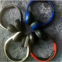 ราคา หูฟังบลูทูธ หูฟังไร้สาย แบรนด์ขาย Skullcandy UPROAR Wireless Sports Bluetooth Headset หูฟังซับวูฟเฟ คลังสินค้า (1731763741456565521)