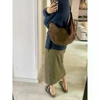 ราคา Dumpling messenger bag กระเป๋าหนังทรงเมสเซนเจอร์ ขายดี (1731852510551180699)