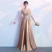 ราคา ชุดนางเงือก เหมาะสำหรับงานแต่งงาน ชุดเดรส ชุดนักร้องประสานเสียง มาใหม่สำหรับฤดูใบไม้ร่วง ชุดการแสดงบนเวทีสีทอง ชุดนักร้องประสานเสียงโฮสต์ตัวยาว (1732053442537228671)