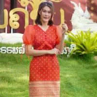 ราคา ชุดเดรส ผ้าทอมัดหมี่สีแดงแต่งแขนตุ๊กตาผ้าออร์แกนดี้ (1729755222501067066)