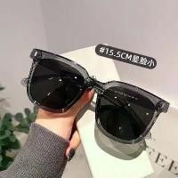 ราคา แว่นกันแดดขนาดใหญ่ กว้าง ใหญ่ ขนาดใหญ่ (15.5 ซม.) กรอบสี่เหลี่ยมใหญ่สุดเท่ เหมาะสำหรับผู้ชายอ้วน หน้าใหญ่ กระชับสัดส่วน สำหรับผู้ชาย เหมาะสำหรับการขับรถ แว่นกันแดด (1731881167971583220)