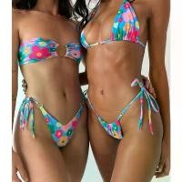 ราคา Bikini สายฝอ บิกินี่เซกซี่ ลายดอกไม้สีฟ้า แบบเกาะอกดีเทลห่วง และแบบคล้องคอ ขาย (1731763216495117366)