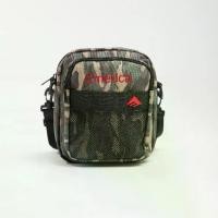 ราคา EMERICA กระเป๋าสพายข้าง CLASSIC LOGO CROSSBODY (1732028666434258389)