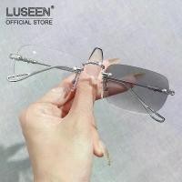 ราคา แว่นตาโฟโตโครมิก ไร้กรอบ LUSEEN AG2238 พร้อมตัวกรองแสง ZEN2YE MEIHEFU แว่น แว่นท็อปเจริญ เเว่น ชิมาโน่ โพลาไล สองเลนส์ glasses เลนส์ ย่อบาง ตา พรีเมี่ยม essilor luxottica plume ต (1731576410609911132)