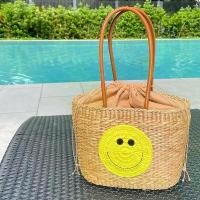 ราคา smile face bag น้องกระเป๋าสานหน้ายิ้ม หูจับหนังแท้ น่ารักสุดๆๆ (1730761786289719440)