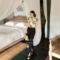 ราคา ชุดสตรีสไตล์จีน มาใหม่ สไตล์สวยและเท่ คอจำลอง วัสดุตาข่ายกึ่งโปร่งใส รวมเสื้อและกระโปรงยาวครึ่งตัว ชุด นาง ป้าย เสื้อ กะเหรี่ยง ผู้ หญิง ทอมือ madis wardrobe เช่า คัง คุ ไบ ปลอก (1731954533601740130)
