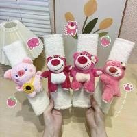 ราคา ที่คาดเข็มขัดนิรภัย ลายตุ๊กตา น่ารัก ที่หุ้มเข็มขัดนิรภัย รถยนต์ ที่คาดเบลท์ ลายการ์ตูน 1 ชิ้น.Cartoon Doll Girl สตรอเบอรี่แบร์ (1732355016605533718)