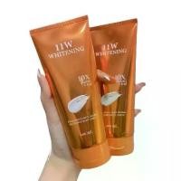 ราคา 11W โลชั่นบำรุงผิว ครีมบำรุงผิวขาว 10X Vitamin C&E 100ml โลชั่น11w. Whitening ตัวช่วยผิวขาวและเรียบเนียนบอดี้โลชั่น-ทาเป็นปรำจำหลังอาบน้ำ ของแท้ 100% (1731493590587967358)