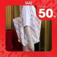 ราคา SHU X ISSUE TOTE BAGS BAGS กระเป๋าสะพายข้าง (1730549252542204458)