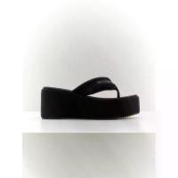 ราคา [Pomelo] รองเท้าแตะเสริมส้นรุ่น Havana / Havana Platform Thong Sandals (1730962987537303643)
