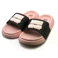 ราคา Gpatt : Mareet Soften Sandals รองเท้าแตะสวมผู้ชายแฟชั่น รองเท้าแตะลาย Mareet รองเท้าแตะแบบสวม รองเท้าแตะ Unisex (1730112381219408100)