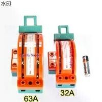 ราคา ส่งของที่กรุงเทพฯจิ๊กซอว์รองคลาน คัตเอาท์ 3 ทาง คัทเอาท์หลังเต่า สะพานไฟ สลับไฟ Knife Switch 2P 32A 63A สำหรับงานโซล่าเซลล์ (1732080947784090814)