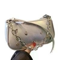 ราคา กระเป๋าสีเงินผู้หญิง ระดับไฮเอนด์ แฟชั่นฤดูร้อนใหม่อินเทรนด์ กระเป๋าสะพายข้างอเนกประสงค์ กระเป๋าสะพายไหล่มีสไตล์ สำหรับผู้หญิง สาย กลาง กระเป๋า ราคา ถูก กระเป๋า เล่น สงกรานต์ loewe puzzle (17315973278