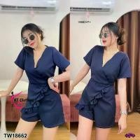 ราคา The Perfect Ladies ชุดจั๊มสูท JUMPSUIT จั้มสูทขาสั้น คอวีป้ายแขนสั้น แต่งระบายเฉียง คําแนะนําผลิตภัณฑ์ใหม่ของเดือนนี้ Clothing เสื้อผ้า Women ผู้หญิง Girl ชมพู เอื้อยไหมคนลาว (1731765062073093088)