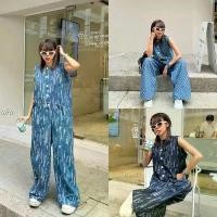 ราคา Yunaka จั๊มสูท จั้มสูทยีนส์ขายาว แขนกุด ทรงปล่อย Loose Fitting Yeans Jumpsuit (1732109218813019947)