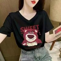 ราคา เสื้อยืดแขนสั้น ผ้าฝ้ายแท้ 100% สไตล์อเมริกันไฮสตรีท สีดำ คอวี ดีไซน์เก๋ไก๋สำหรับผู้หญิง เสื้อผ้าลายการ์ตูนหมีสตรอเบอร์รี่ ทันสมัย แตงโม ป้าย แท้ ยืด เอว จั้ม premium linen (1731295508025869662)