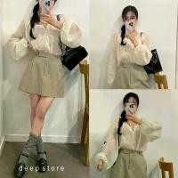 ราคา Floral See-Through Blouse เสื้อคอกลม แขนยาว สไตล์ซีทรู แต่งลายปักดอกไม้เล็กๆน่ารักทั้งตัว (1732017344383256468)