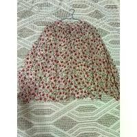 ราคา เสื้อ blouse ชีฟอง ลายดอกสีแดง อก50 ยาว 24 ขายดี (1731875340009768263)