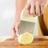 ราคา ชิ้นมันฝรั่งสำหรับครอบครัว รูปคลื่นตาข่ายมันฝรั่ง มีดลายผักและผลไม้ เหมาะสำหรับตัดมันฝรั่งในครัวเรือน ถุง ใส่ สังฆทาน ถวาย พระ mystery box package စ က င ် က ဲ ပ စ ္ (1731703401955165436)