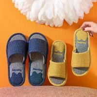 ราคา (XZ-11)รองเท้ามีลายหัวเปิด รองเท้า รองเท้าเดินในบ้าน บล็อกบัสเตอร์ slippers แตะกัน น้ํา (1731641060714514452)