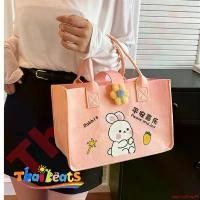 ราคา countryShop79 ความคงทน ThaiBeats กระเป๋าTote Bag กระเป๋าถือ กระเป๋าถือผู้หญิง กระเป๋าผ้า กระเป๋าสำหรับผู้หญิง สไตล์เกาหลี ลายการ์ตูนน่ารักๆ Labubu&Capybara กระเป๋าเป้แฟชั่นเกาหลี (1731182943285446833)