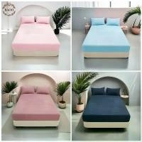 ราคา PPAHC สินค้าขายดี ผ้าปูที่นอน 3/3.5/4/5/6 ฟุตผ้าแพร ชุดผ้าปูที่นอน ผ้าปูสีพื้น ผ้าปู ซาติน (1732227926034973811)