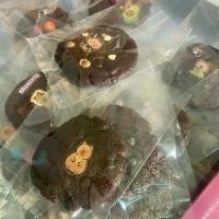 ราคา คุกกี้โฮมเมดรสช็อกโกแลต Homemade cookies มีไส้ช็อกโกแลต6 ชิ้น 100บาท ขนมคุกกี้อร่อยจากบ้าน (1732212572066252764)