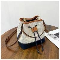 ราคา กระเป๋ารุ่น Soda bag ทรงถัง ทรงขนมจีบ (1729714661728684210)