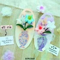 ราคา Chris Stationery ของขวัญรับปริญญา V.2 ของขวัญปัจฉิม เซ็ตกิ๊บดอกไม้มือถือ แผงดอกไม้ แผงดอกไม้รับปริญญา ฟรีการ์ด!!! ขายดีประจำเดือนนี้ (1732232150580824423)