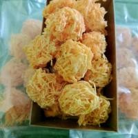 ราคา ฝอยทองกรอบ ฝอยคำ ขนมหวาน ของฝาก ถุงละ 10 คำ บรรจุในถุงซีล ขนมสดใหม่ (1731559691861002536)