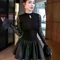 ราคา เดรสสั้นแขนยาวลูกไม้ กระโปรงซาร่าบาน ปลายแขนบานระบายซิปหลังมีซับใน ขนาด อก32-38 เอว 23-30 เนื้อผ้า ลูกไม้+ซาร่า สี ขาว ดำ (1731923895167322459)