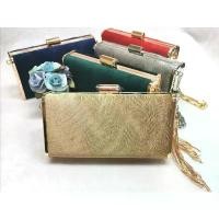 ราคา พร้อมส่งกระเป๋าออกงาน กระเป๋าclutch พร้อมสายสะพายโซ่ ยาว แบบ J สินค้าแนะนำ (1731813130743350442)