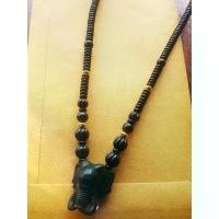 ราคา Thailand SG004 สร้อยพระ สร้อยกะลาขั้นหัวช้างไม้งิ้วดำ และเม็ดประคำไม้งิ้วดำ ยาว 24 นิ้ว สร้อยกะลา สร้อยห้อยพระ สร้อยผู้ชาย สร้อยผู้หญิง (1731959265087423567)