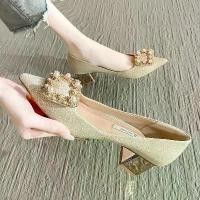 ราคา รองเท้าเจ้าสาว, รองเท้างานแต่งงาน, ส้นสูงสีทอง, ส้นหนา, สบาย, สำหรับเด็กผู้หญิง, รองเท้าเพื่อนเจ้าสาวคริสตัล, มาใหม่ในปี 2025 รองเท้า แตะส้นสูง รองเท้า ส้นเตารีด fit flop tha (1731371184004367816)