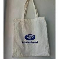 ราคา กระเป้าผ้า สะพายข้างboots บล็อกบัสเตอร์ (1731553551403418935)