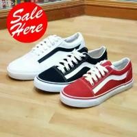 ราคา รองเท้าผ้าใบชาย Leo รุ่น OV6 Sneaker สี ดำ แดง ขาว ทรง VAN old school 37-43 ขายดีประจำเดือนนี้ (1732213126307481551)