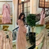 ราคา เดรสตัวยาวแขนพลีทสีชมพูส้ม YpyPink with orange flower pattern (1729779715847719450)