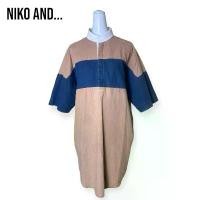 ราคา Niko And เดรสผ้าลินินคอปกกระดุมหน้าสีน้ำตาล แนะนำ (1731768814770882074)